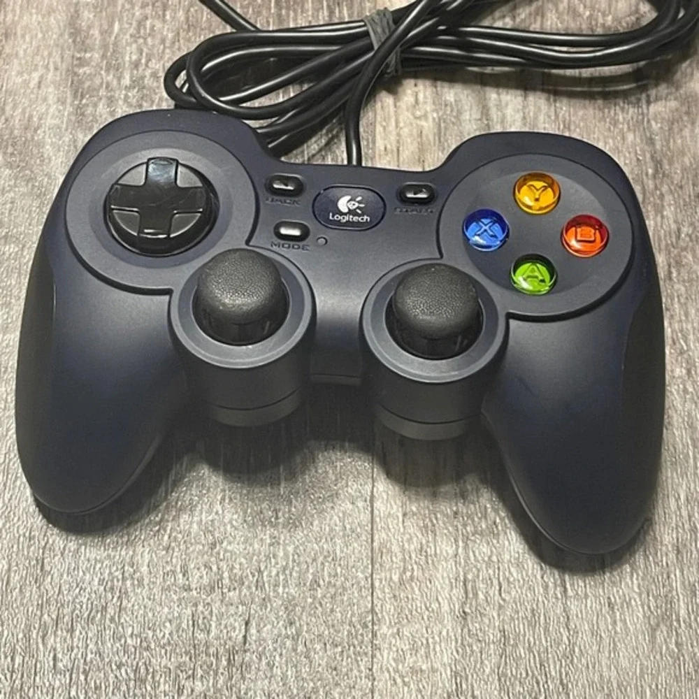 Logitech F310 Wired Gamepad‎ Controller PC Steam Windows AM/FM Handset F310